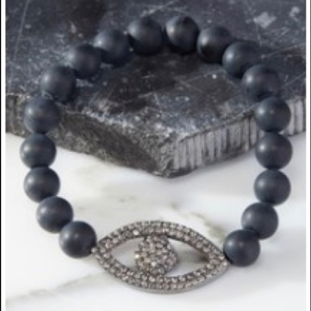 NWT Onyx & Crystal evil bracelet